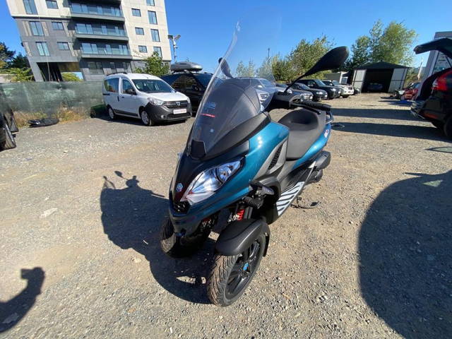 Piaggio mp3 300 sport,cat B L5E.