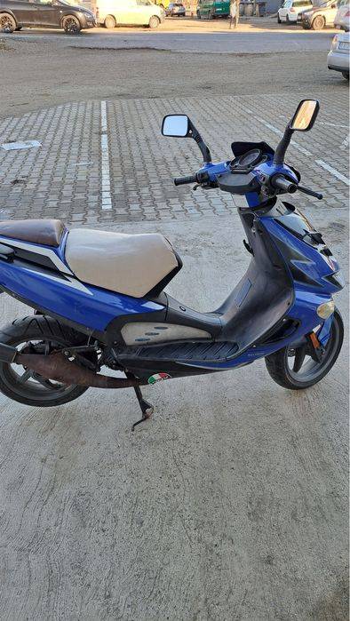 Vând piese scuter Aprilia SR50 Ditech - Morini