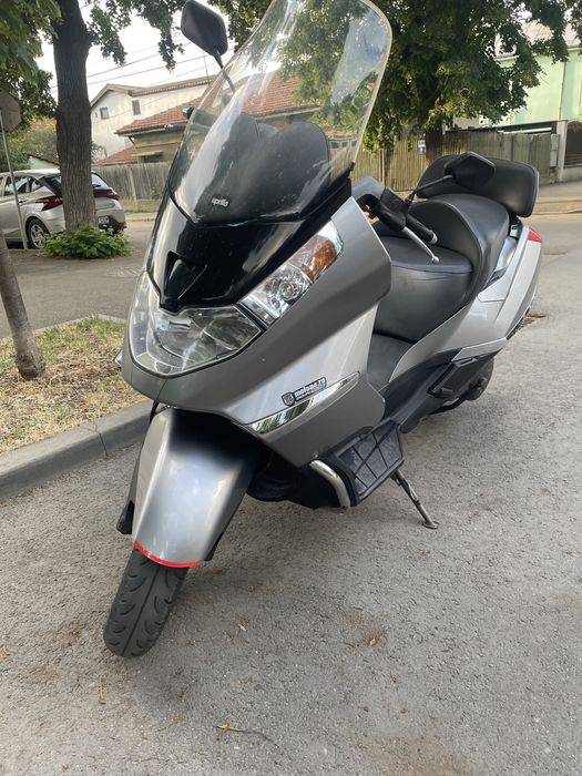 Vand /schimb aprilia atlantic 500 2002