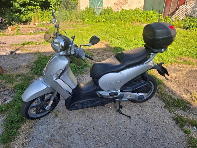 Motoscuter Aprilia Scarabeo