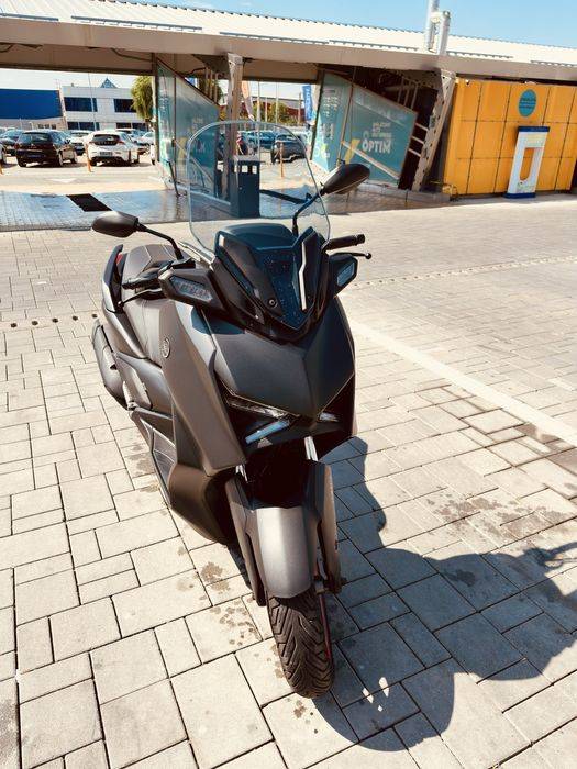 Yamaha XMax 125 cmc - 2024 - doar 4500km - garantie pana in 2026