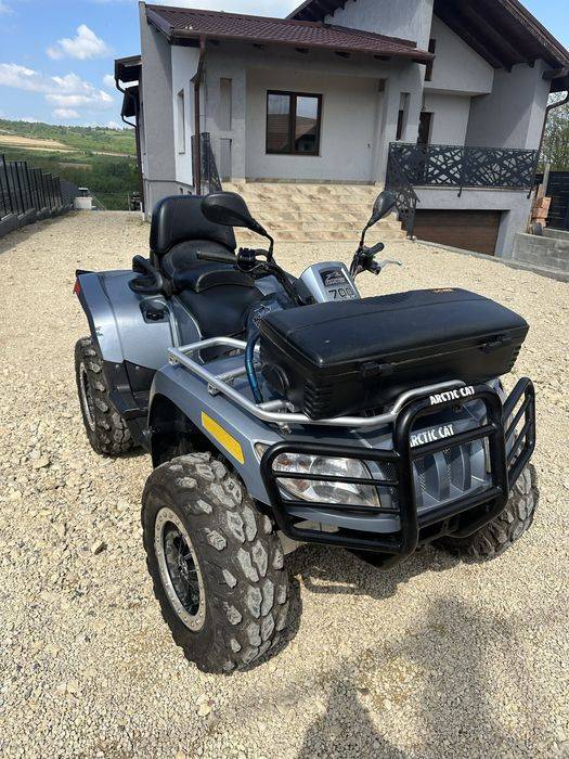 Artic cat 700EFI ( nu can am ,cf moto , linhai )