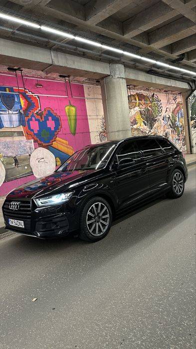 Audi Q7. 2016 Model S Line Exclusiv 3.0 d Panoramic Night Vision