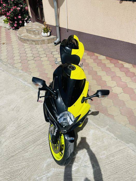 Suzuki Gsxr 600 K7 2007 / Optional A2