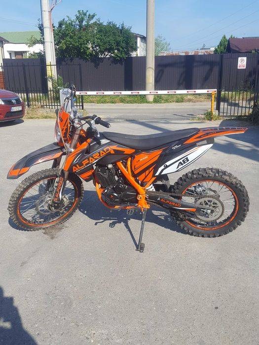 Cross Alfarad A8 300cc