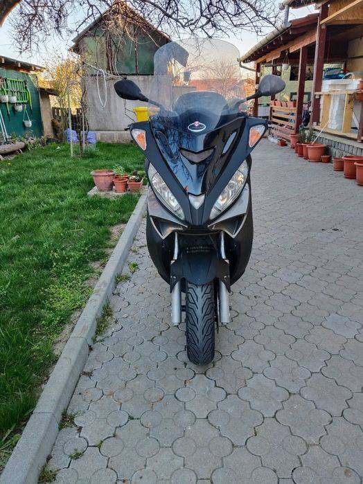 Malaguti Madison 3 din anul 2007, 250cc