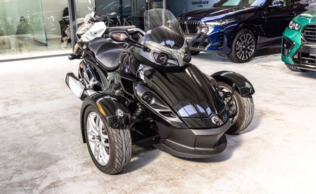 Vand can-am spyder bombardier