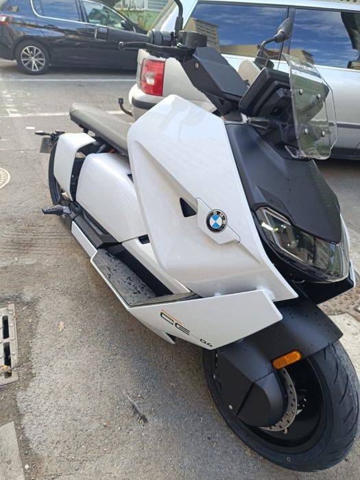 BMW electric CE04