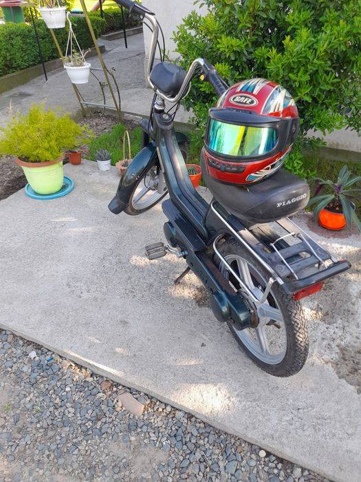 Sccuter +casca Piaggio