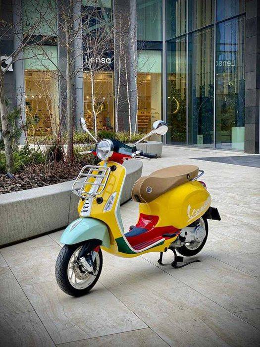 Scuter Vespa Primavera Sean Wotherspoon Limited Edition Piaggio