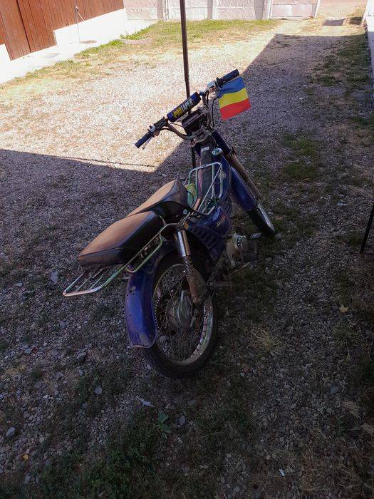 Vând moped 49cc.