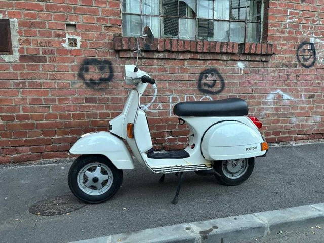 Piaggio Vespa PX 150, 96'', inmatriculat RO, stare originala, Disc