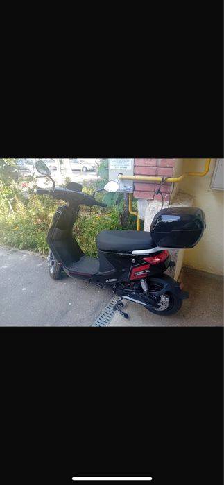 Motoscuter electric