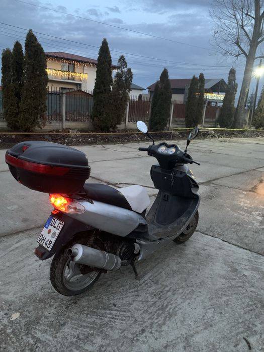 Vand scuter 125