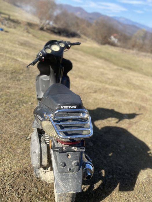 Vand scuter de 125
