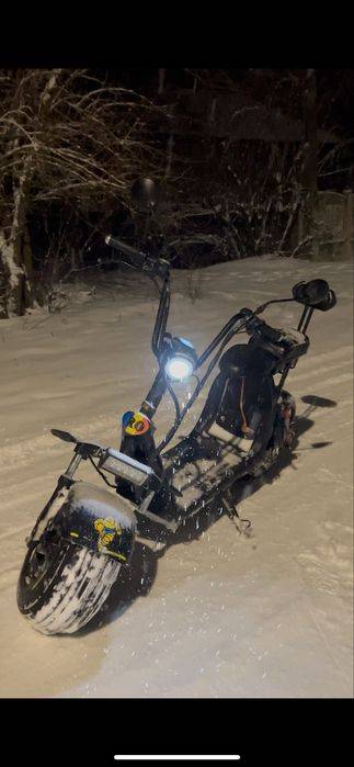 Scuter electric citycoco