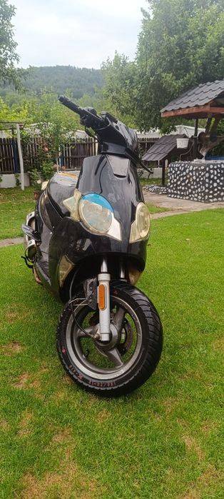Vând sau schimb Generic 80 cc cu Cross 125 cc