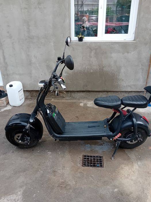Scuter/moped  de vânzare