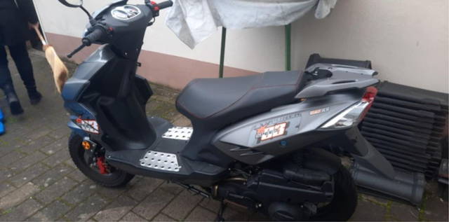 Vand Scuter 125 cm3