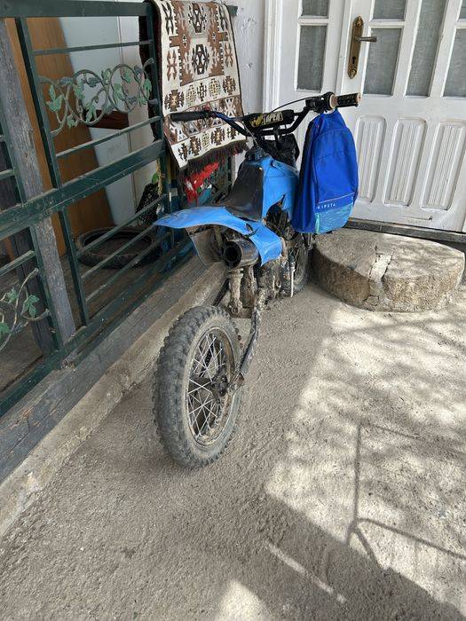 fac schimb cu o trotineta electrica , kxd 125 cc