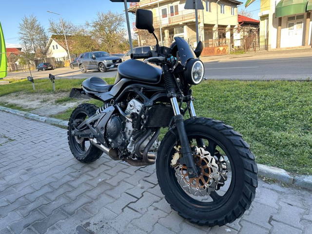 Kawasaki ER-6F 650cc Cafe Racer