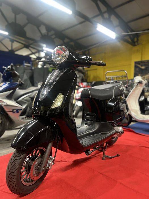 Scuter birini fara permis 25km/h 2015