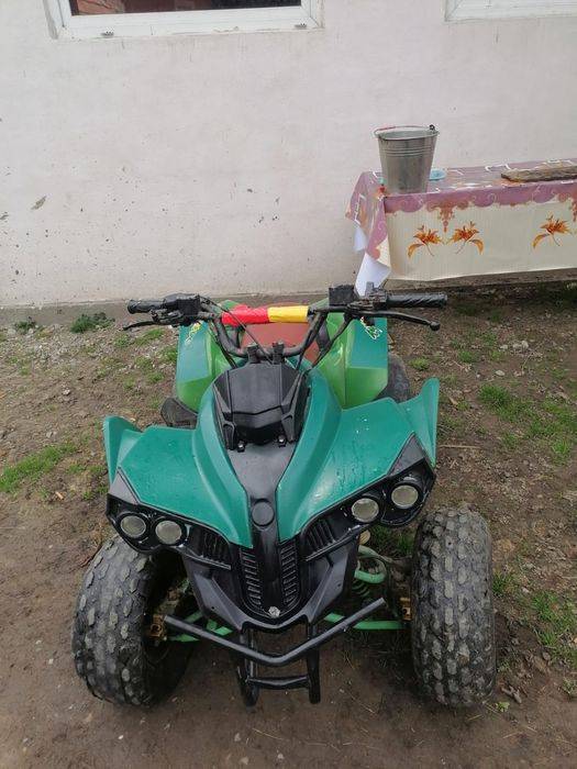 Vand ATV pentru copii