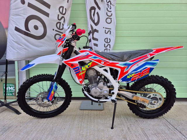Motocicleta cross enduro offroad Barton NXT250L cc 4T (ROTI 21" - 18")