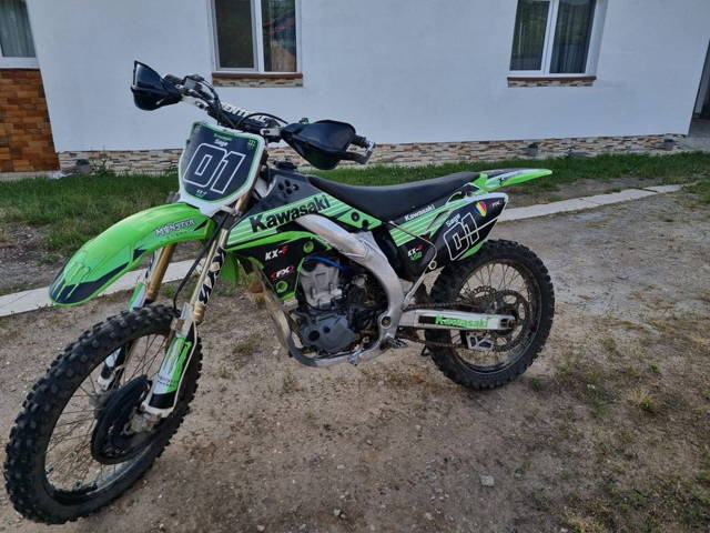 Kavasaki 450 kxf full cross