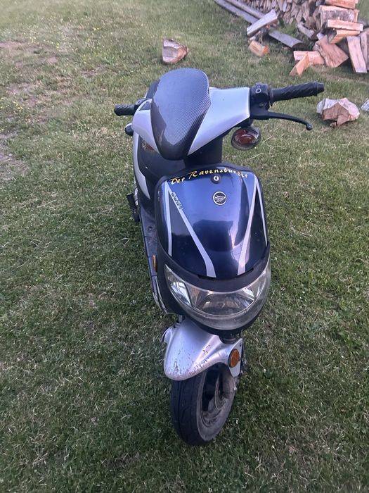 Scuter 49cc keeway