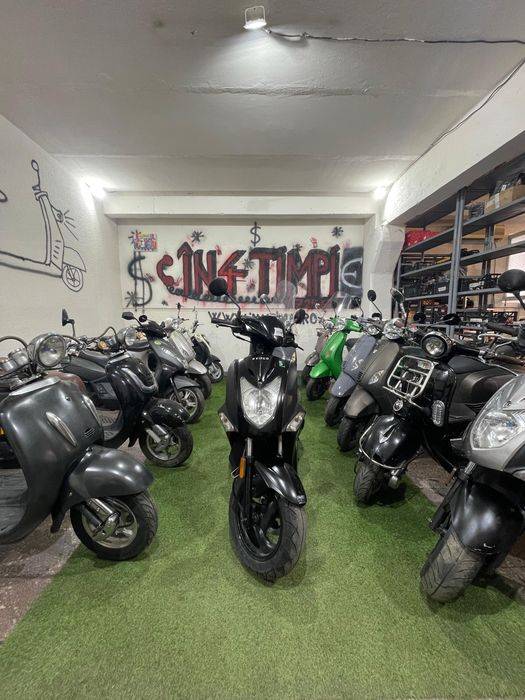 Vand scutere 49 cc