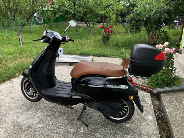 Scuter Explorer cruzer 50