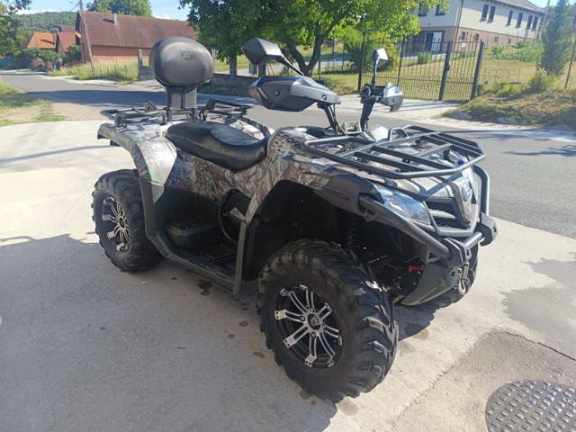 Vând Atv - Cf Moto 520L
