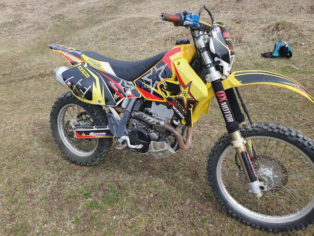 Vând Suzuki DRZ 400