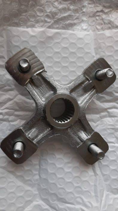 Butuc ax roata fuzeta atv Yamaha Raptor 350 660 700 YFZ 450 Warrior