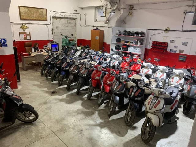 inchiriez scuter electric fara permis