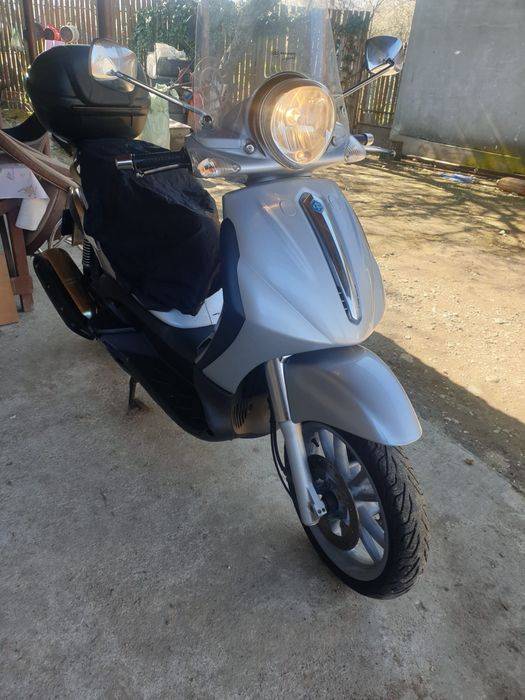 Piaggio Beverly 500 din 2006 pe injectie