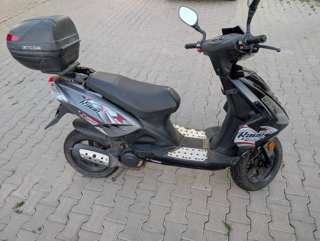 Scuter Explorer Race 50GT 2T