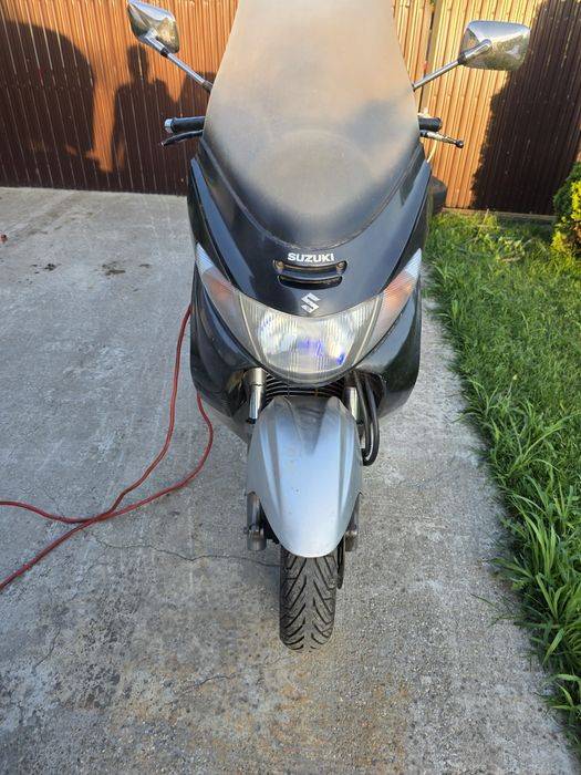 Suzuki burgman 400