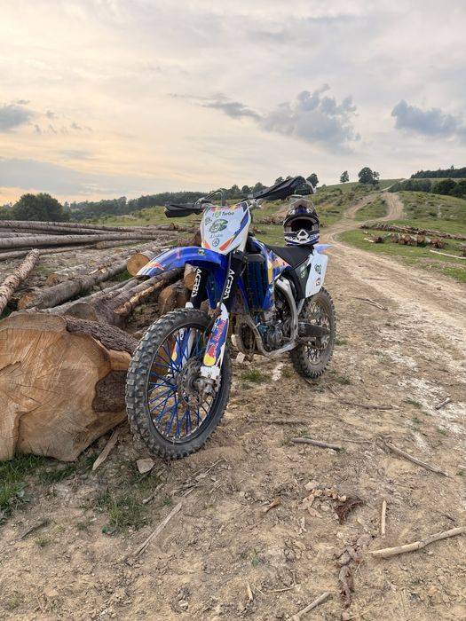 Se vinde yamaha yzf