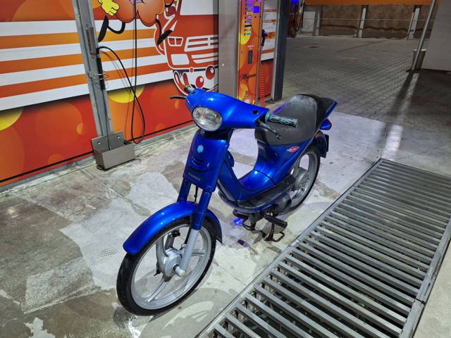 Scuter Piaggio Velofax 49cm Adus din Germania