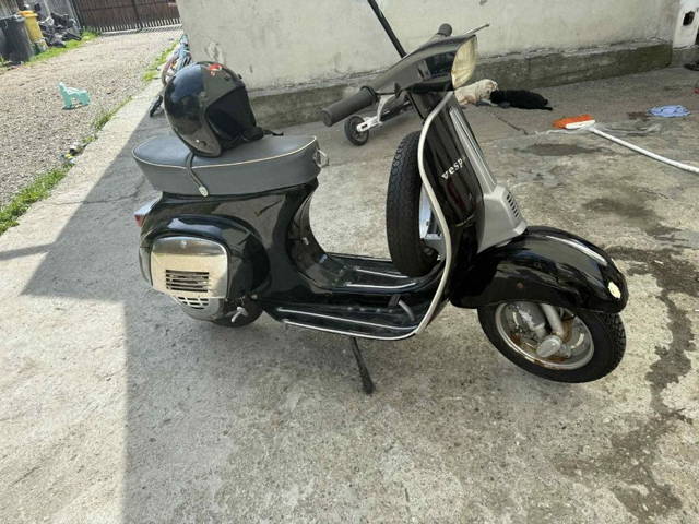 Vespa special 50