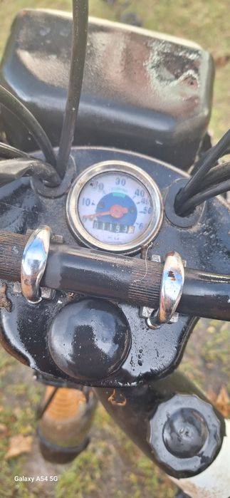 Vând moped marca FIRST BIKE