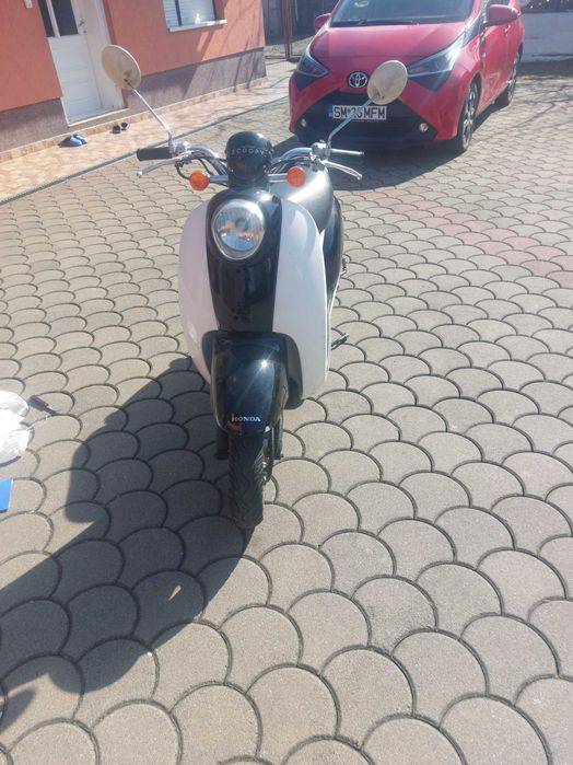 vand scuter 49 cm3 honda scoopy inmatriculat, 7900 km