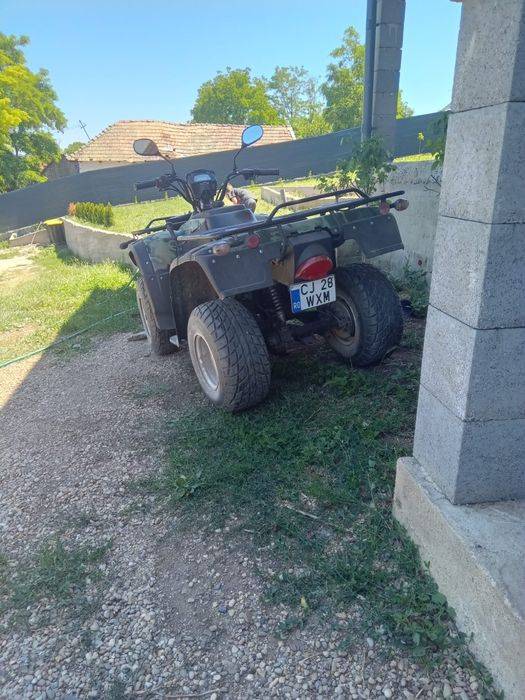 Vând ATV  an 2005