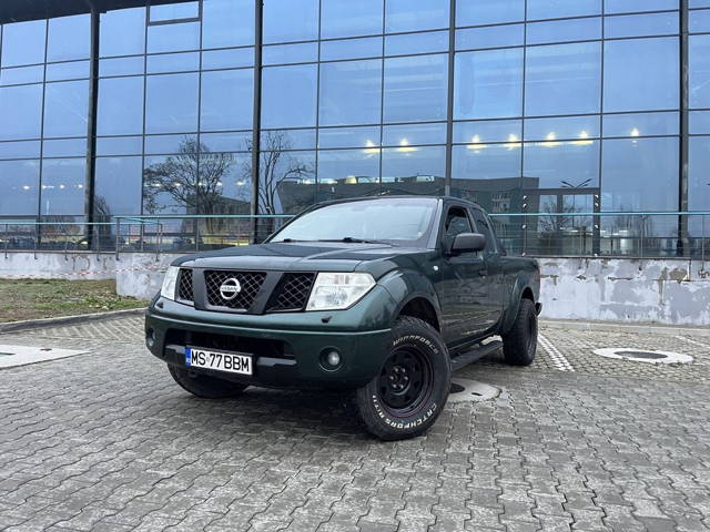 Nissan Navara D40 Autoutilitara 4 locuri