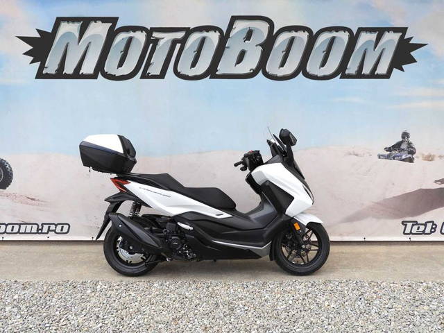 Lichidare Scuter Honda Forza 350 ABS Smart Top Box 2024 | Rate