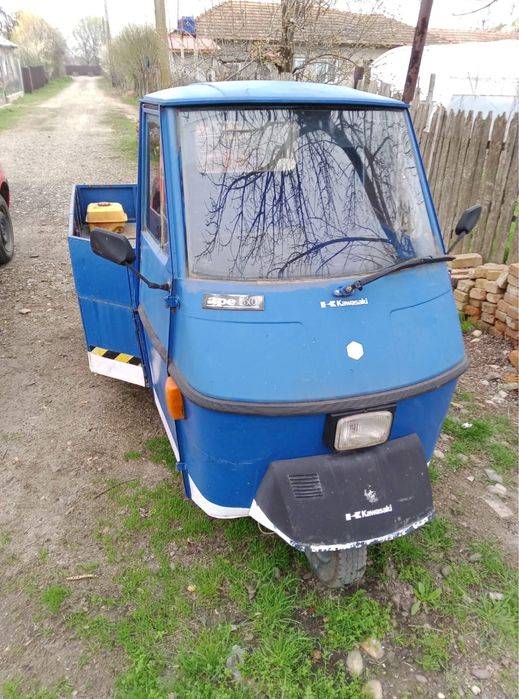 Vand triciclu ape