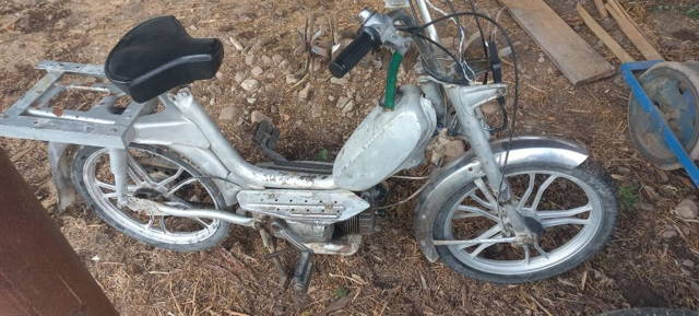 Moped de vânzare