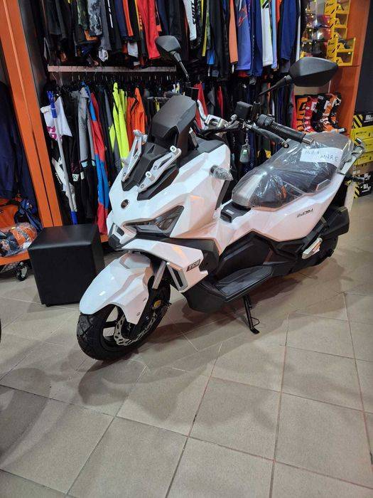 Scuter SYM ABS + TCS, ADX 125 cc, - Adventure , Rate pe loc !